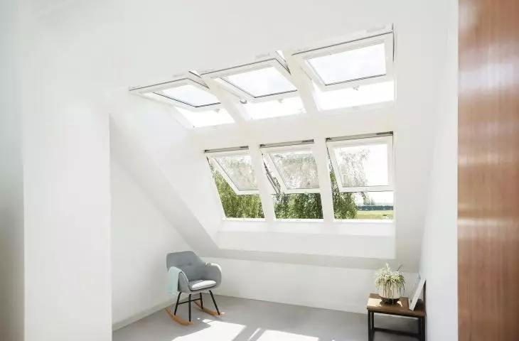 FAKRO EDT modern dormer window