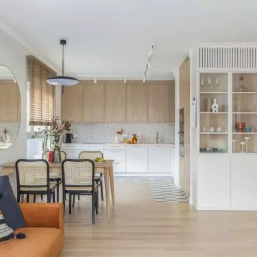 The kitchen was decorated in neutral colors