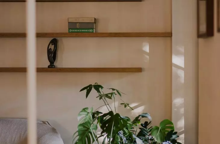 the interior is decorated in bright, warm colors
