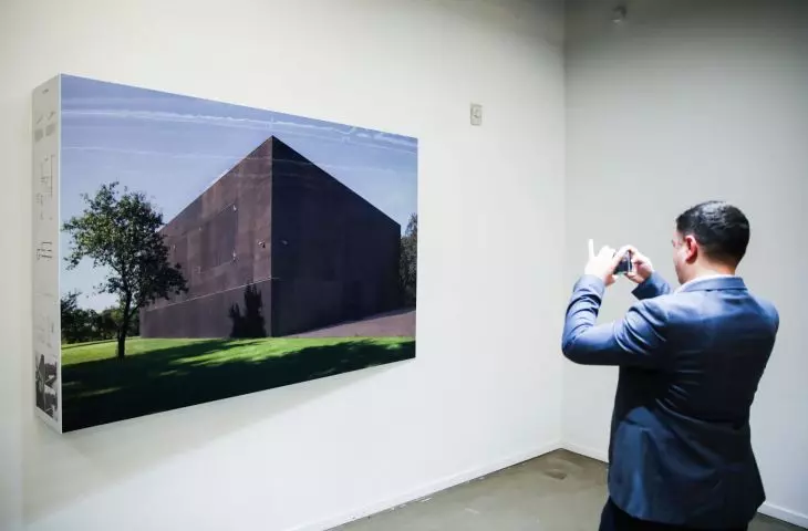 Exhibition of works by Robert Konieczny and KWK Promes studio 