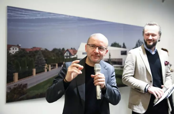 Exhibition of works by Robert Konieczny and KWK Promes studio 