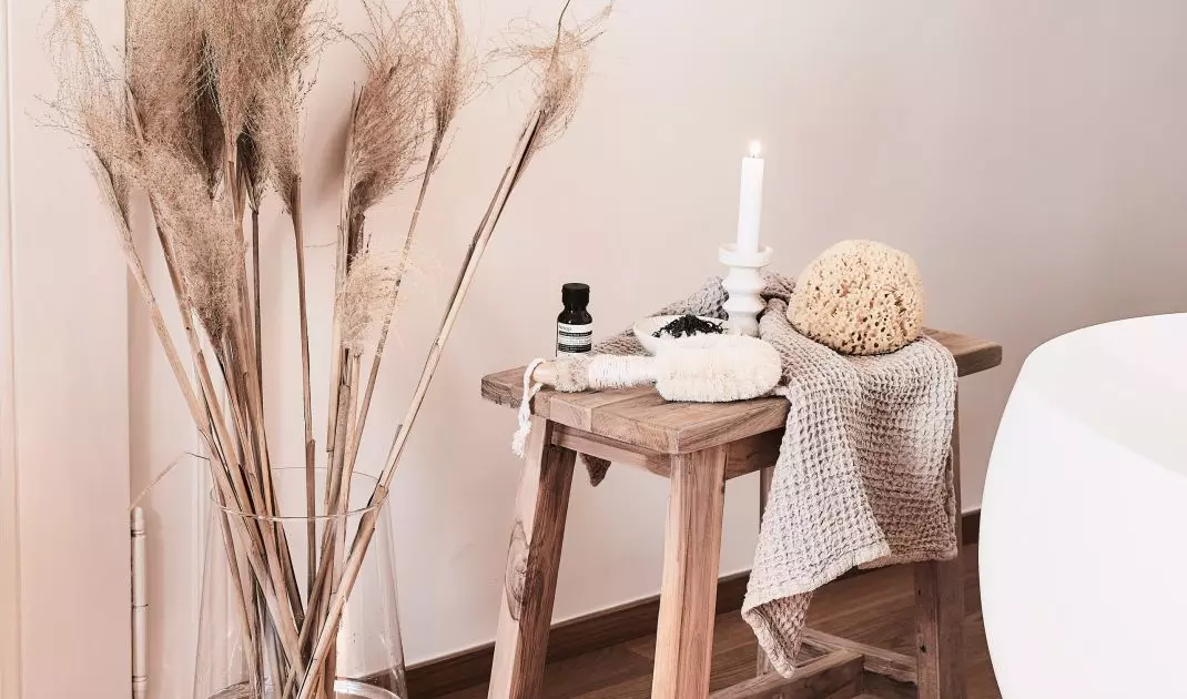 This style will work perfectly in the bathroom