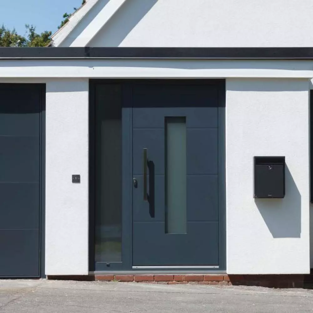 EUROA energy-efficient panel doors