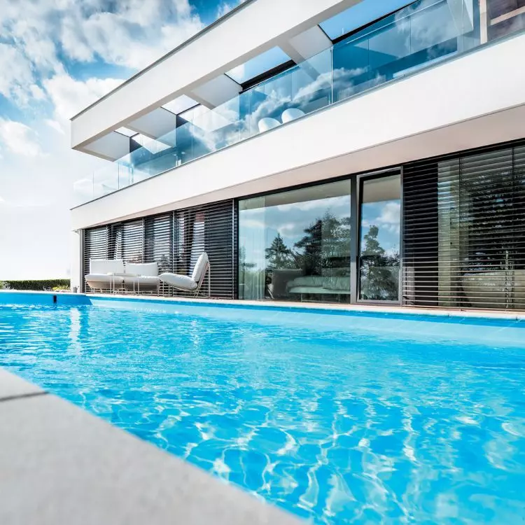 SkyRoll SZF/P - facade blinds