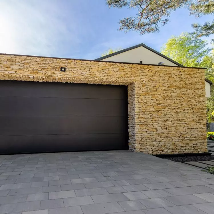 High manufacturing standard of sectional garage doors guarantees safety, convenience of use and excellent thermal insulation
