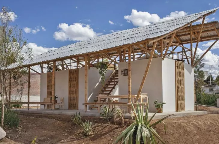 Casa Pórtico: Xochitepec, Morelos, proj.: Rozana Montiel Estudio de Arquitectura