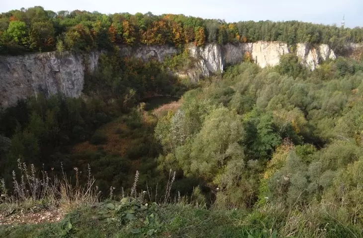 Lebanon's quarry, which has become an ecological use