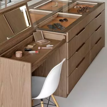 Toilette with glass drawer