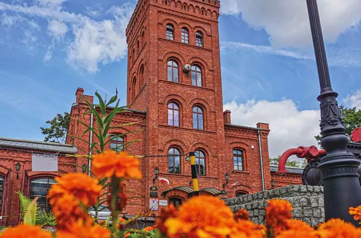Księży Młyn is a spectacular industrial complex with a volume of 1 million m³, today - restored - gives an idea of the scale of Lodz's history