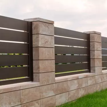 ogrodzenia betonowe i elementy małej architektury ogrodowej