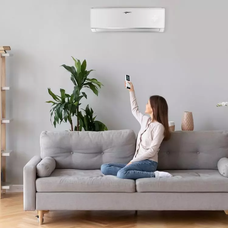Vitoclima 300-S air conditioner with heating function