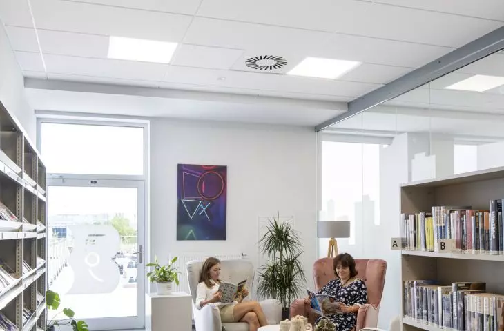 Biblioteka publiczna w Terminalu Kultury na warszawskiej Pradze Południe