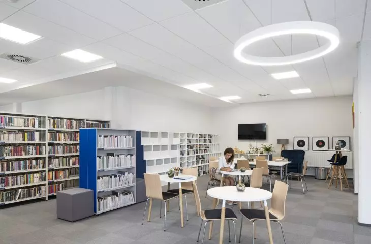 Biblioteka publiczna w Terminalu Kultury na warszawskiej Pradze Południe