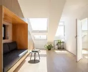 Architektki wprowadziły duże okna dachowe