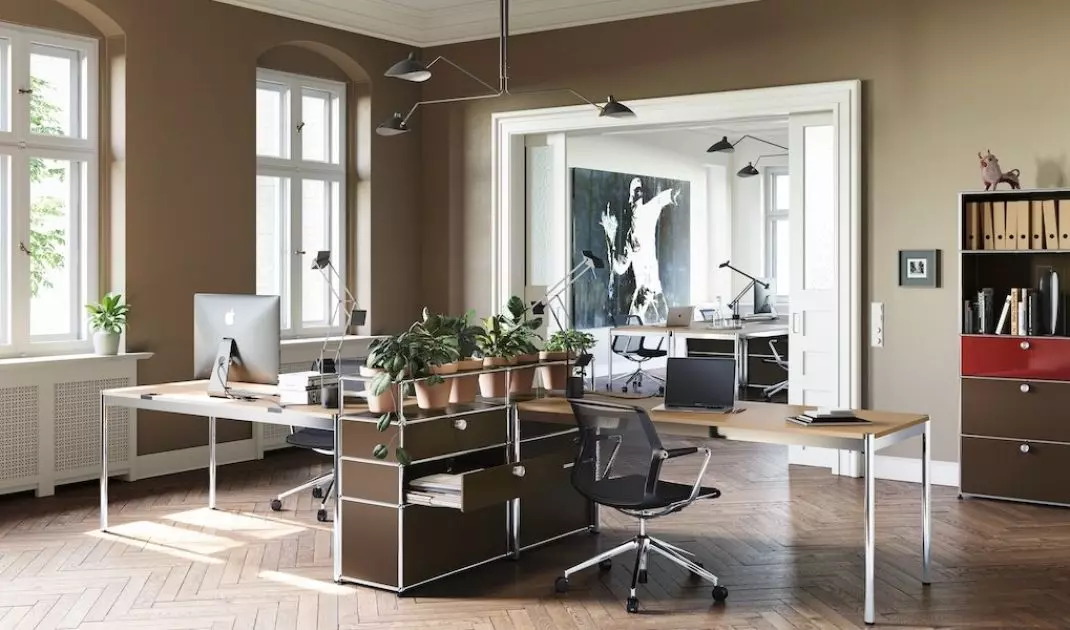 Cabinet in shades of brown