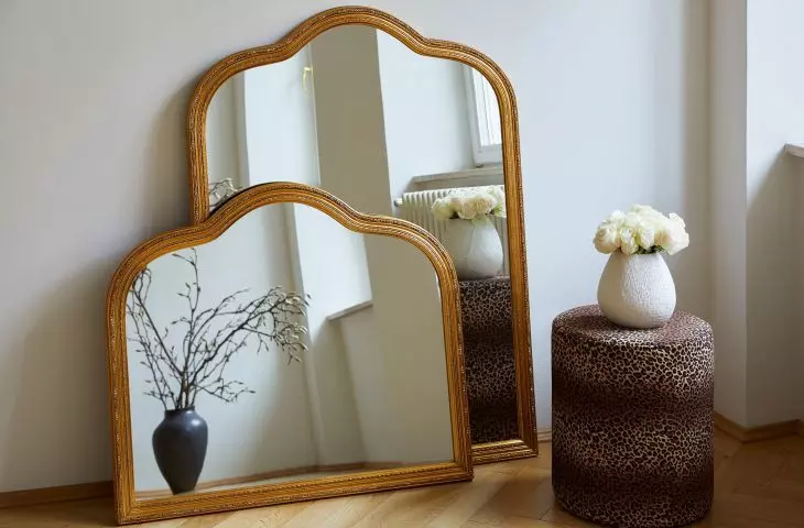 Choose accessories on the basis of contrasts