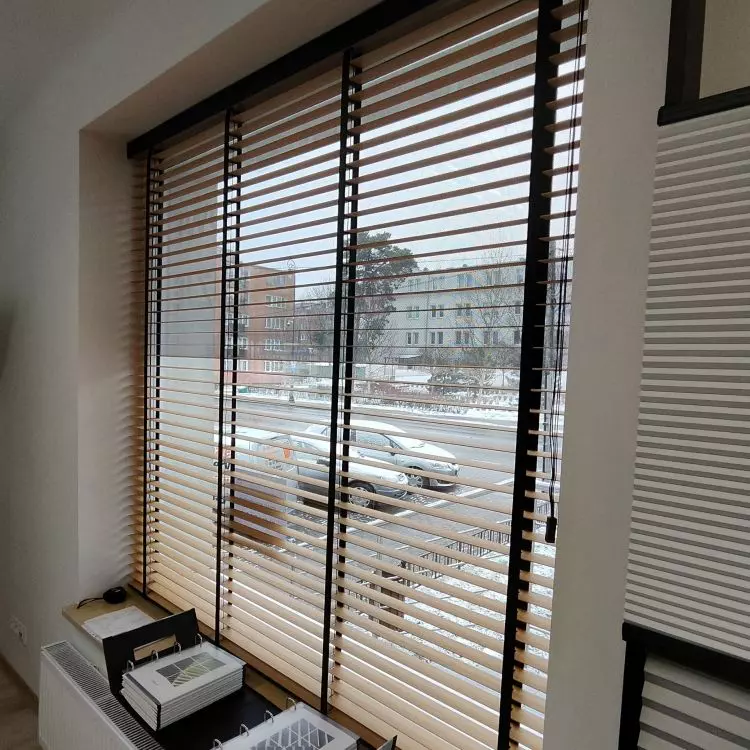 50 mm bamboo blind
