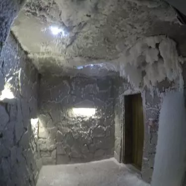 Snow grotto 