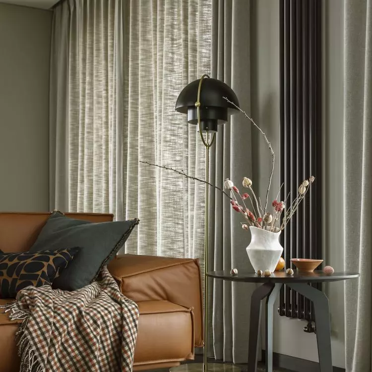 Sculptural lamp