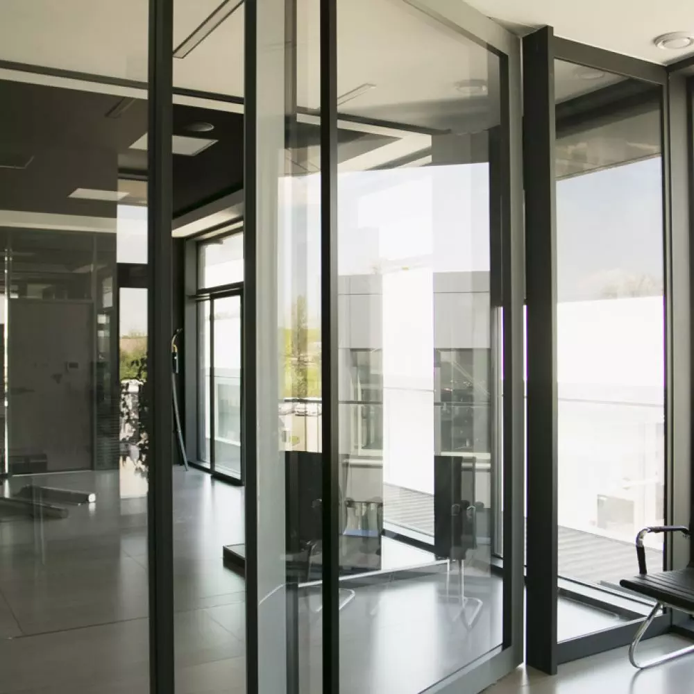 Team Axis doors