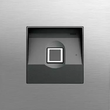 Gira System 106 fingerprint reader