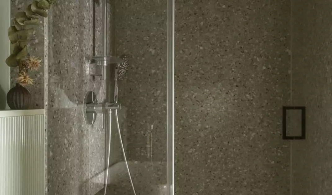 Shower area with natural stone
