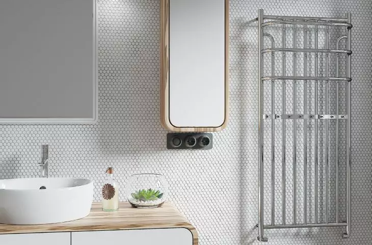 Minas radiator, chrome-plated version