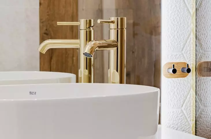 Gold details