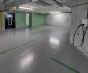 Residence on the Hill, Deckshield flooring