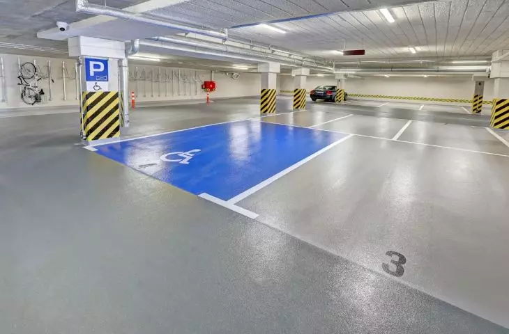 Serce Zajezdni Wrzeszcz, posadzka Deckshield