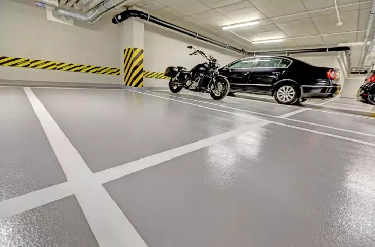 Serce Zajezdni Wrzeszcz, posadzka Deckshield