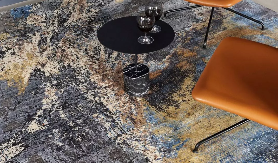 A bold pattern will create an entire arrangement
