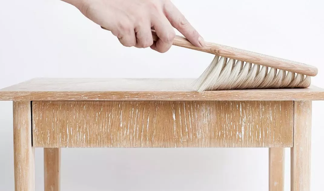 You must start your work by cleaning the furniture