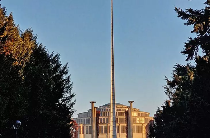 Centennial Hall, a UNESCO site, with its spire and surrounding area - right next door is the zoo with the Afrykarium, well there are power spaces in Wroclaw....