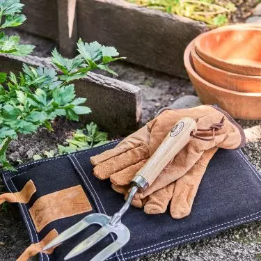 Take care of the necessary tools