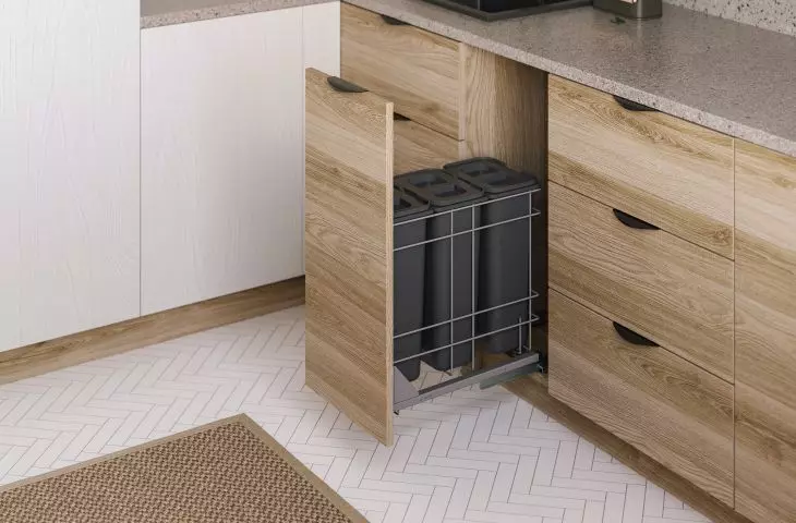 REJS company is one of the leading manufacturers and distributors of furniture accessories and components, operating on the Polish market