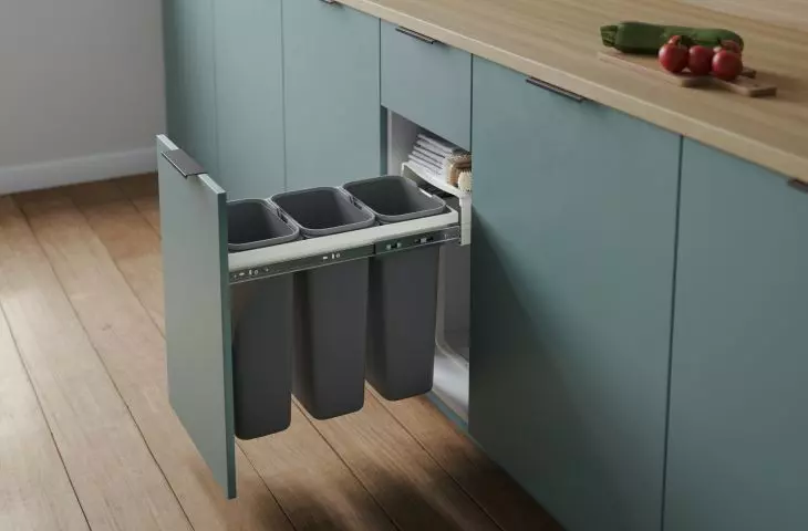 REJS company is one of the leading manufacturers and distributors of furniture accessories and components, operating on the Polish market