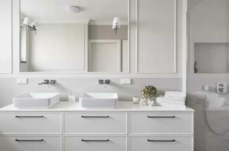Owners' bathroom