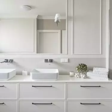 Owners' bathroom
