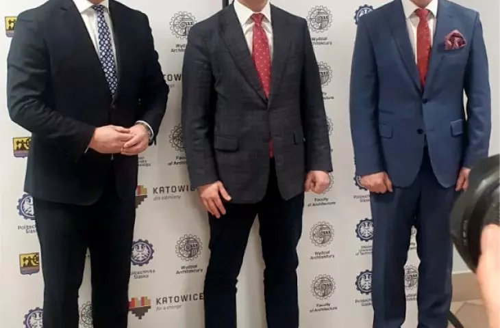 Od lewej: prezydent Katowic Marcin Krupa, rektor PŚ Arkadiusz Mężyk, dziekan WAPŚ Klaudiusz Fross