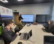 Multimedialne tablice pomagają w wykładach