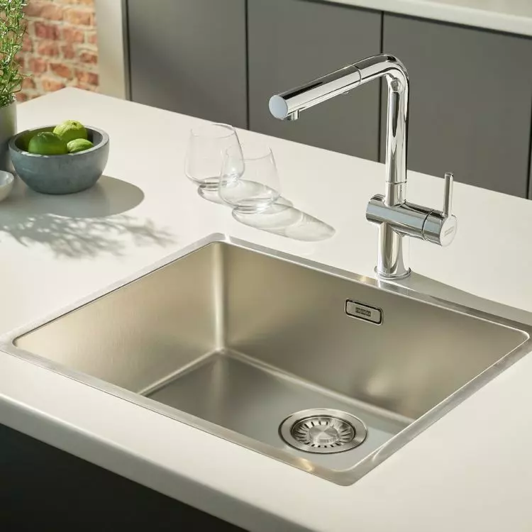 The right faucet saves water