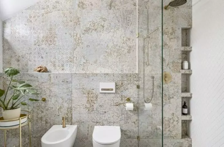 Owners' bathroom