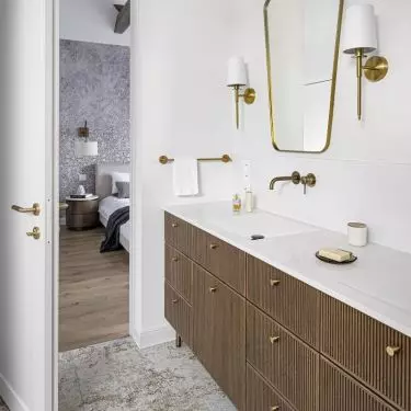 Mediterranean style bathroom