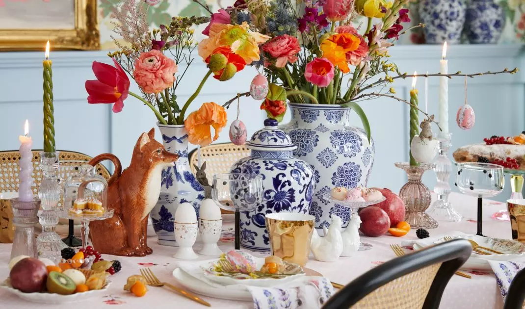 Grandmillenial arrangement is filled with colors