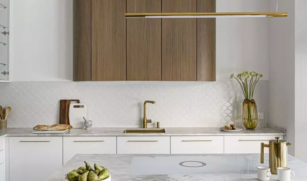 The kitchen is kept in white
