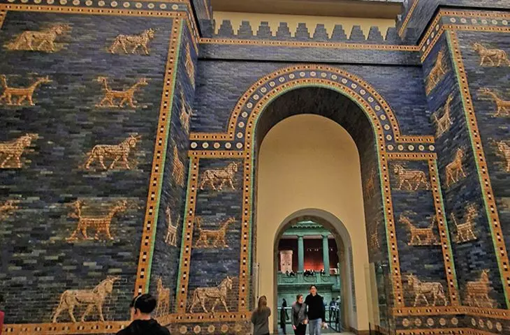 Muzeum Pergamońskie z bramą babilońską Isztar — jest efekt WOW!