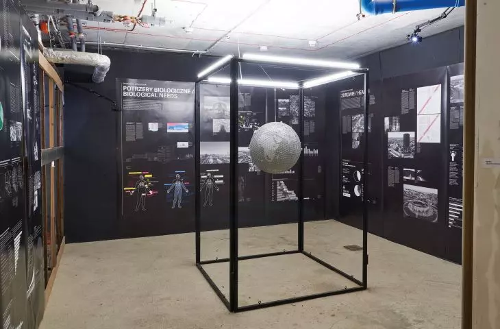 Annex of the exhibition dedicated to the social basis with a mock-up of Terra X