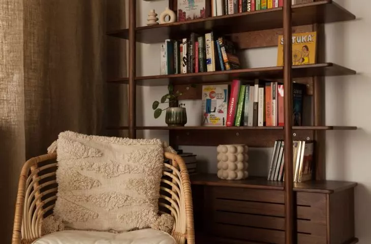 Retro bookcase