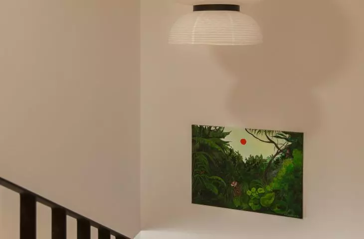 The lamp on the mezzanine resembles a lantern